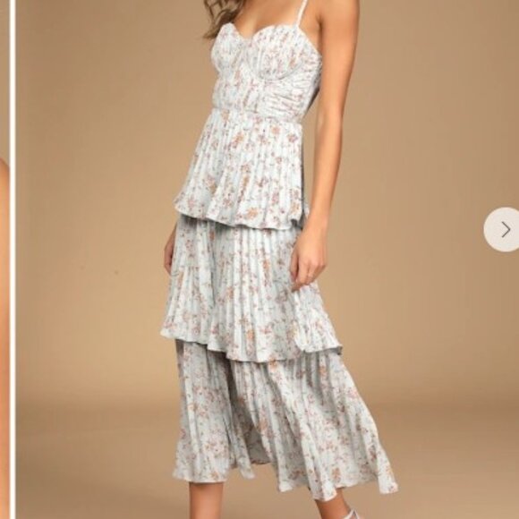 Lulu's Cascading Crush Pale Blue Floral Print Tiered Bustier Midi Dress Size SM - Picture 2 of 8